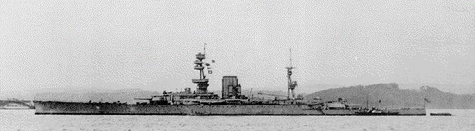 HMS Glorious at anchor, 1918