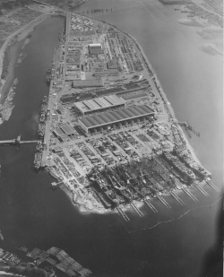 Kaiser Swan Island Shipyard file photo [31725]