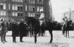Mayor J. von Haartman greeting General Carl Gustaf Emil Mannerheim at Helsinki, Finland, 16 May 1918