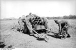 German troops with a 15 cm NbW 41 launcher, Russia, fall 1943, photo 2 of 4