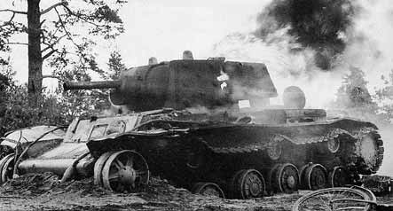 Destroyed Soviet KV-1 tank in Olonets, Russia, Sep 1941