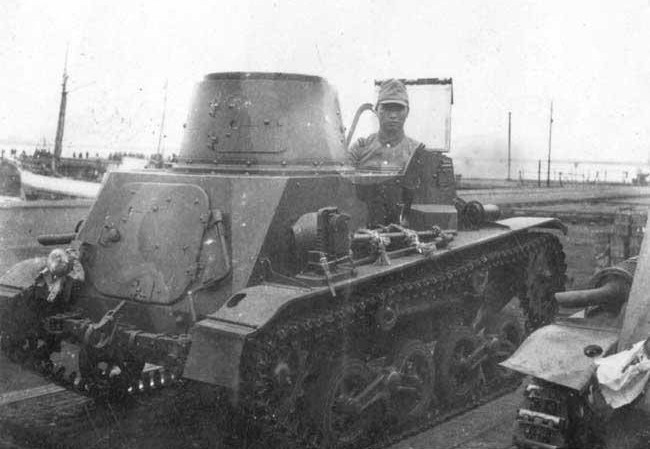 Rear quarter view of a Type 94 Te-Ke tankette, late 1930s
