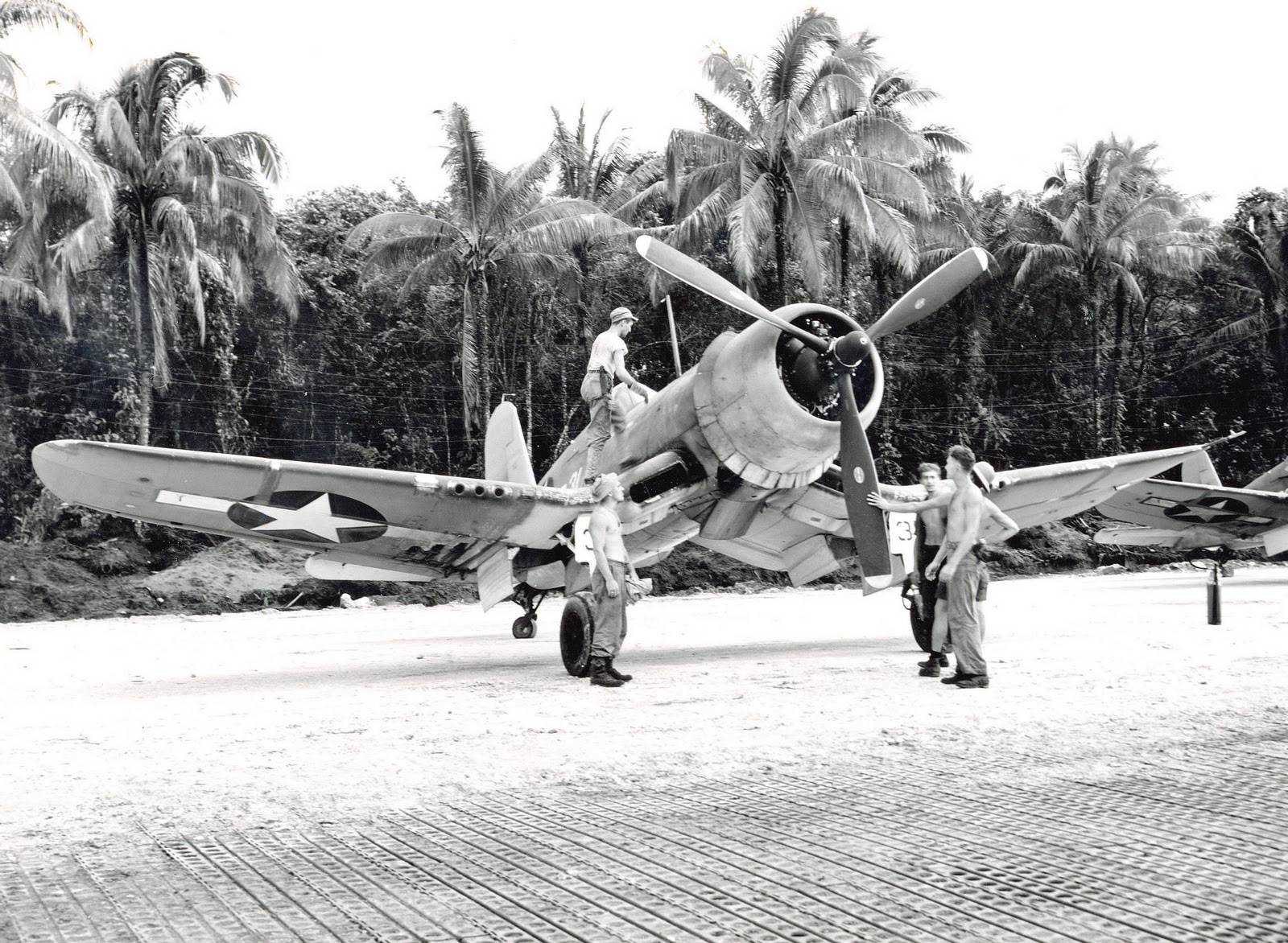 F4U-1A Corsair of Marine Squadron VMF-216 at Torokina, Bougainville, Solomon Islands, 10 Dec 1943.