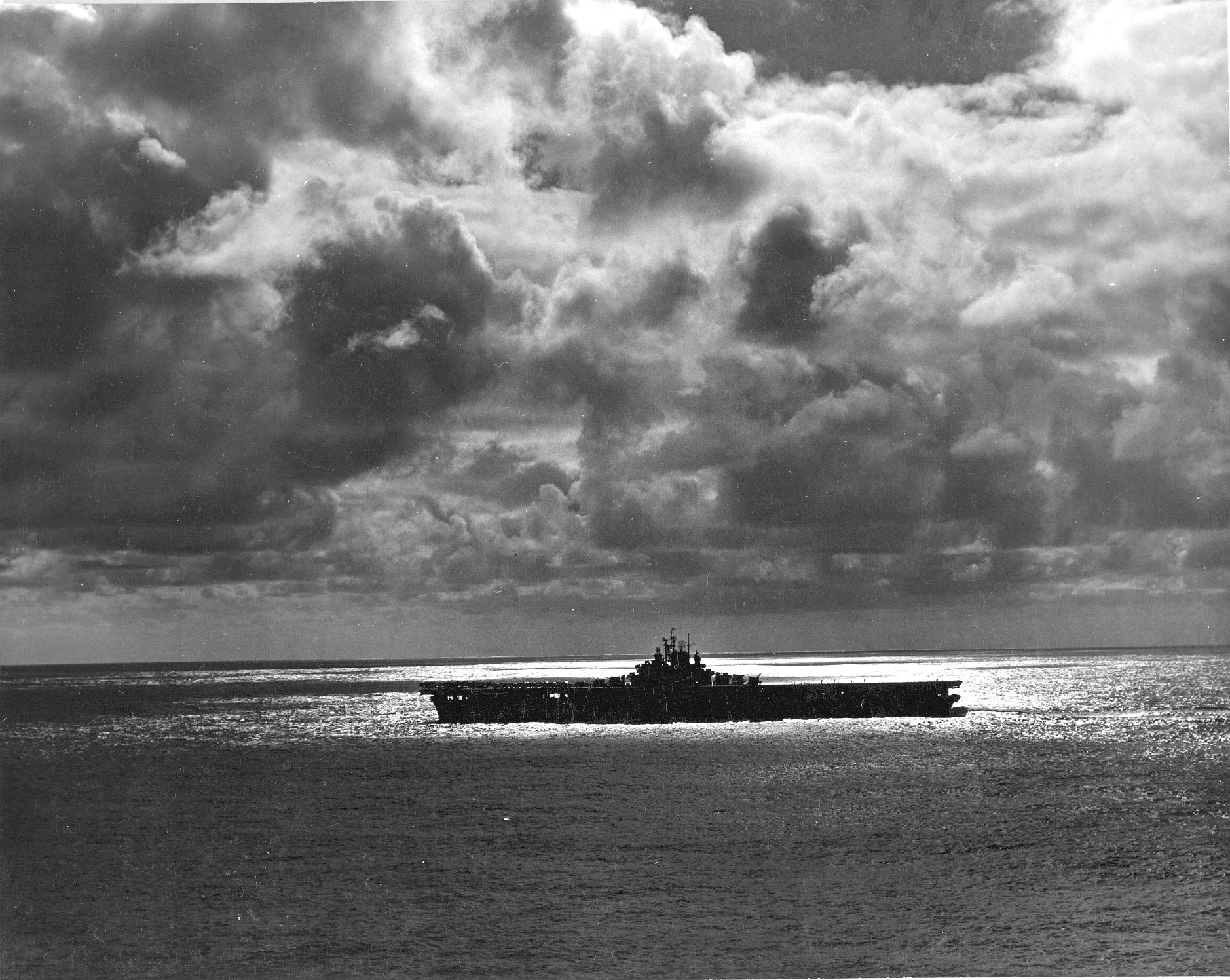 USS Intrepid under way in the Pacific, 1945.