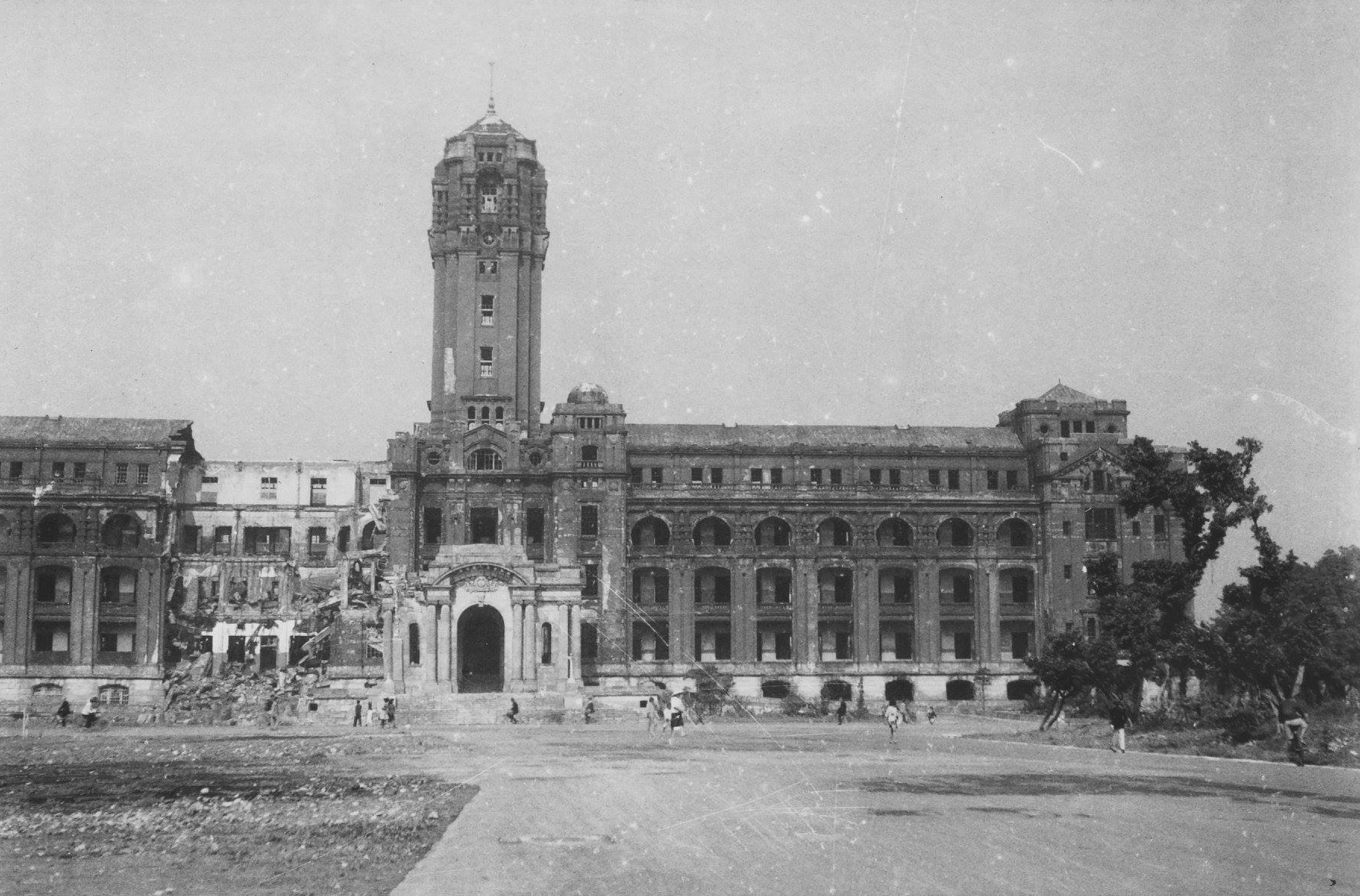 Taihoku General Government Building showing damage (sustained on 31 May 1945), Taiwan, date unknown