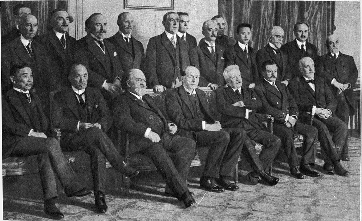 Members of the League of Nations commission, Paris, France, Feb-Apr 1919, photo 1 of 2; note Woodrow Wilson and V. K. 'Wellington' Koo