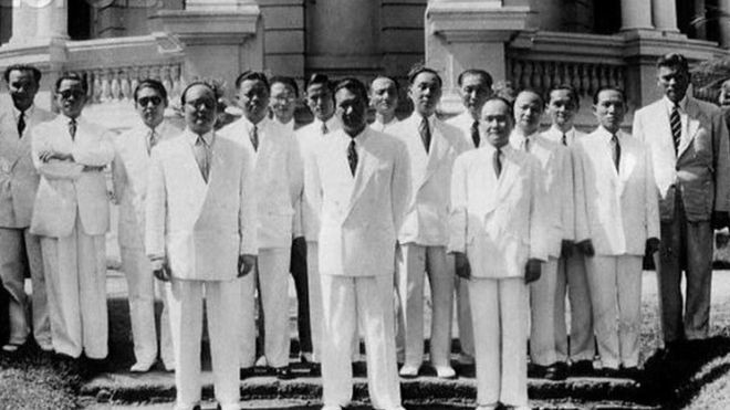 Prime Minister Tran Trong Kim of the puppet state Empire of Vietnam with his cabinet ministers, 1945