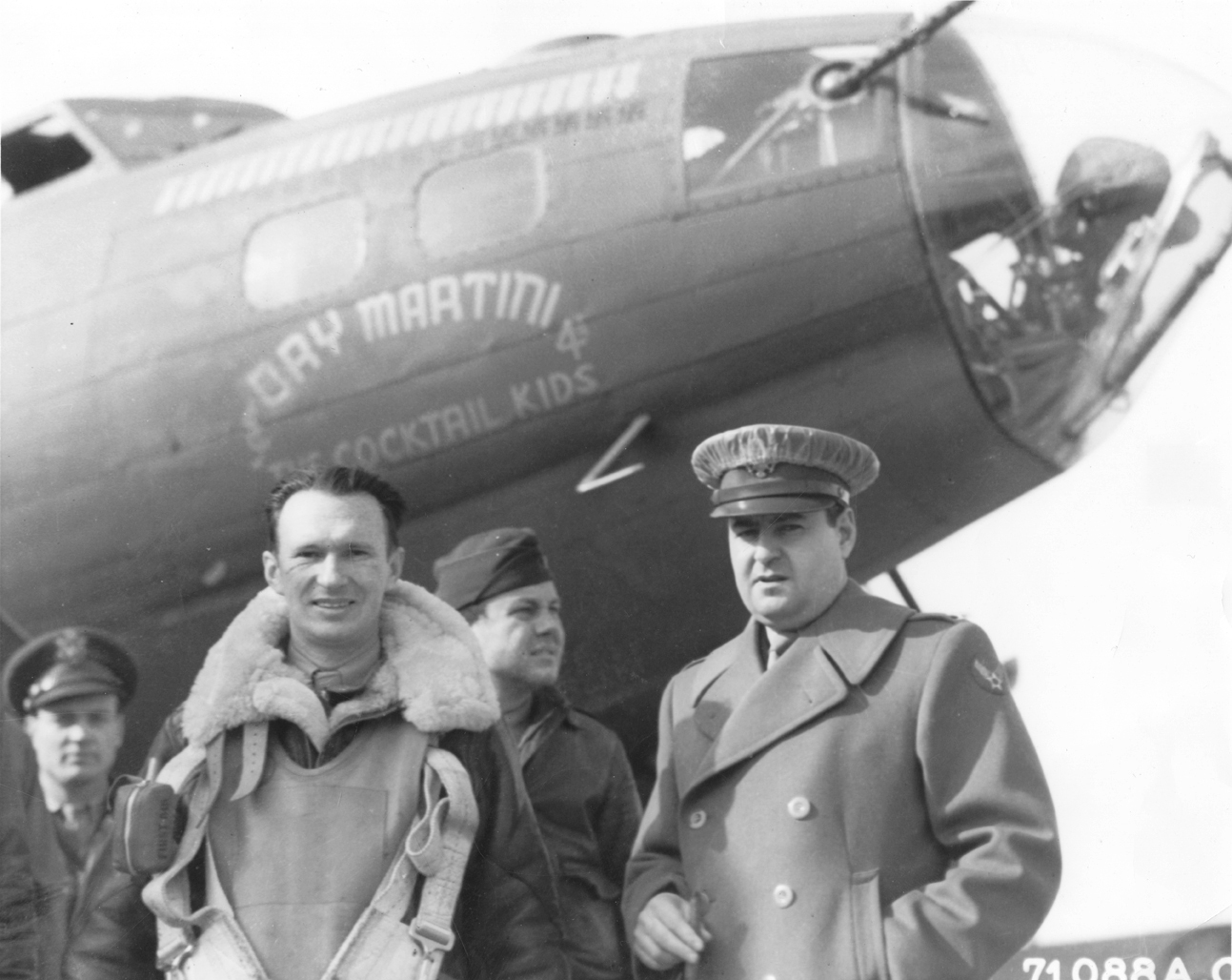 Brigadier General Haywood Hansell and Colonel Curtis LeMay in front of B-17F “Dry Martini – The Cocktail Kids 4” at Chelveston, England, on the occasion of Hansell’s last combat flight, 4 May 1943.