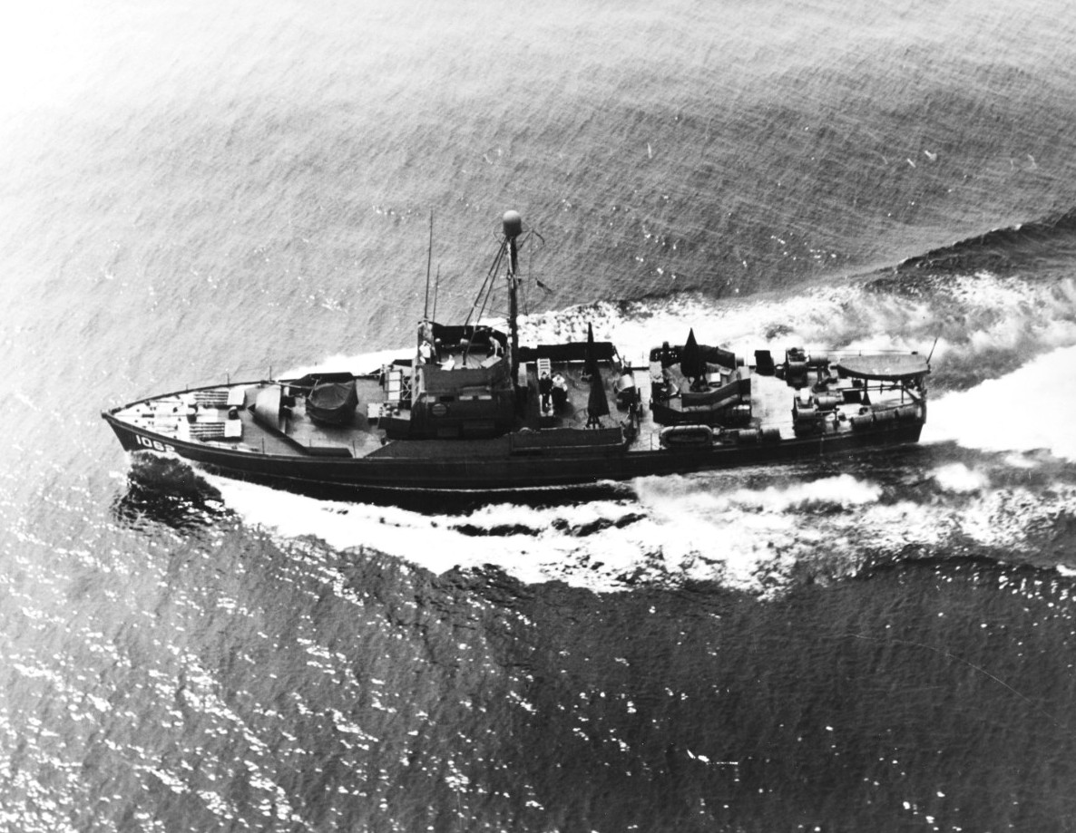 Sub Chaser SC-1062 off Cape Cod, Massachusetts, United States, 2 Aug 1944. Note the stowed Mousetrap anti-submarine rocket rails on the foredeck.