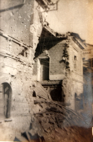 Damaged buildings, location and date unknown