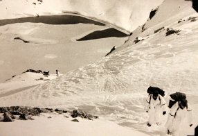 German troops in mountainous terrain, date and location unknown