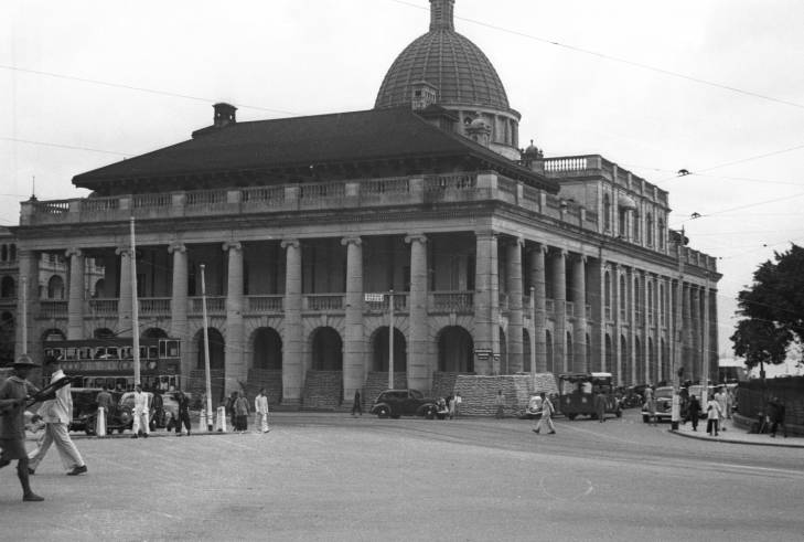 Supreme Court Building (now Court of Final Appeal Building) being protected by sandbags, Hong Kong, 1941, photo 3 of 4