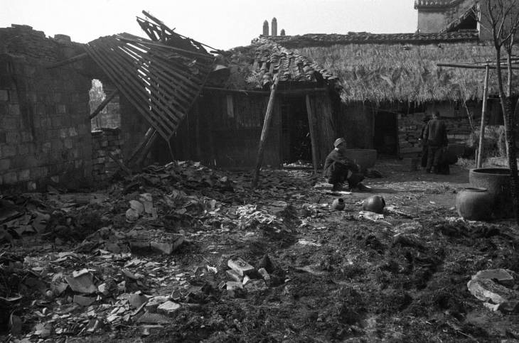 City of Changde in ruins, Hunan Province, China, 25 Dec 1943, photo 19 of 22