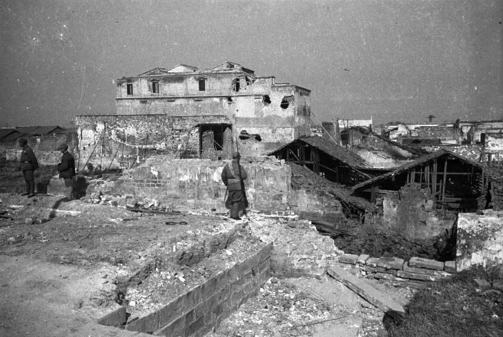 Chinese soldier in ruined city of Changde, Hunan Province, China, 25 Dec 1943