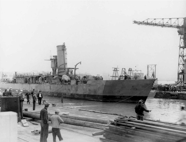 Destroyer USS Shaw entering Drydock No. 1 at Mare Island Naval Shipyard, Vallejo, California, United States, 26 Feb 1942.