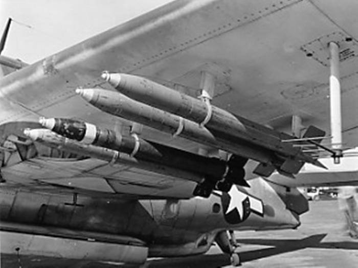 Wing-mounted HVAR air-to-surface rockets on a TBM-3 Avenger, 1945 or later, location unknown. Note the YAGI radar antenna.