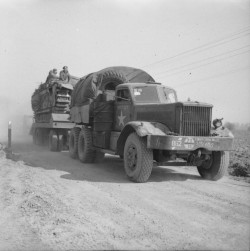 M19 tank transporter file photo [31756]