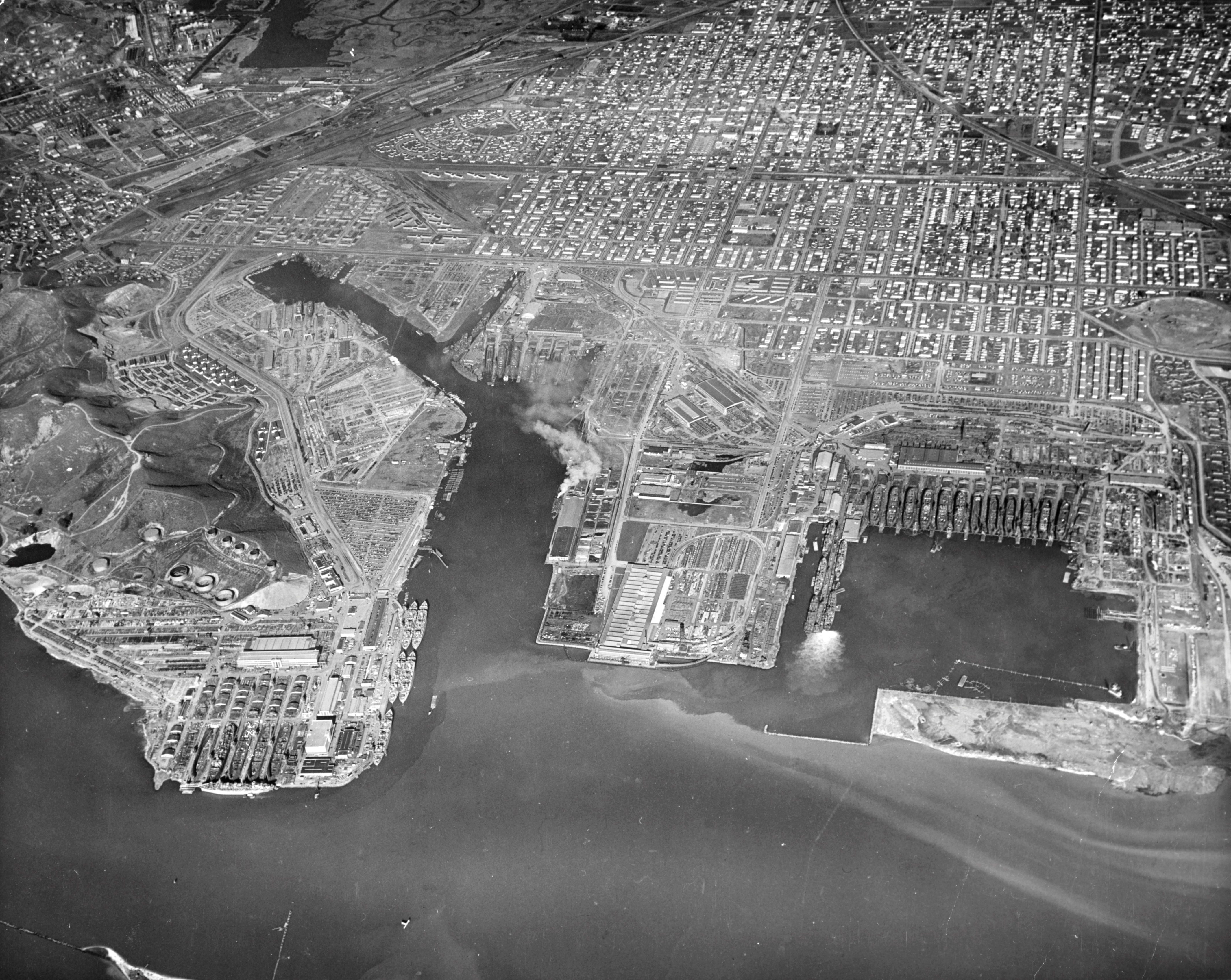 Aerial view of the Kaiser Richmond Shipyards, 11 Jan 1944.