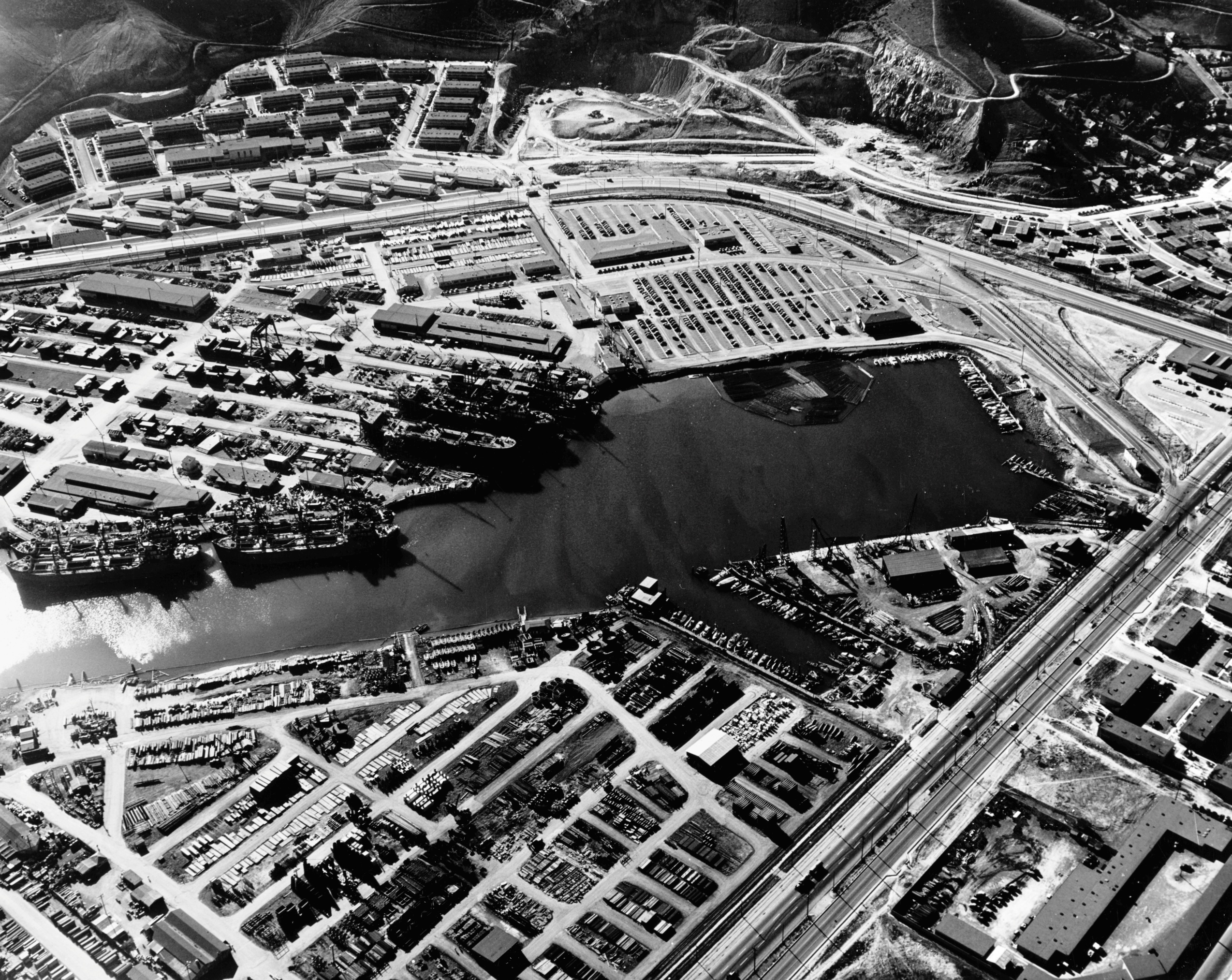 Aerial view of the Kaiser Company Shipyard No. 4 looking southwest, Richmond, California, United States, 6 Dec 1944.