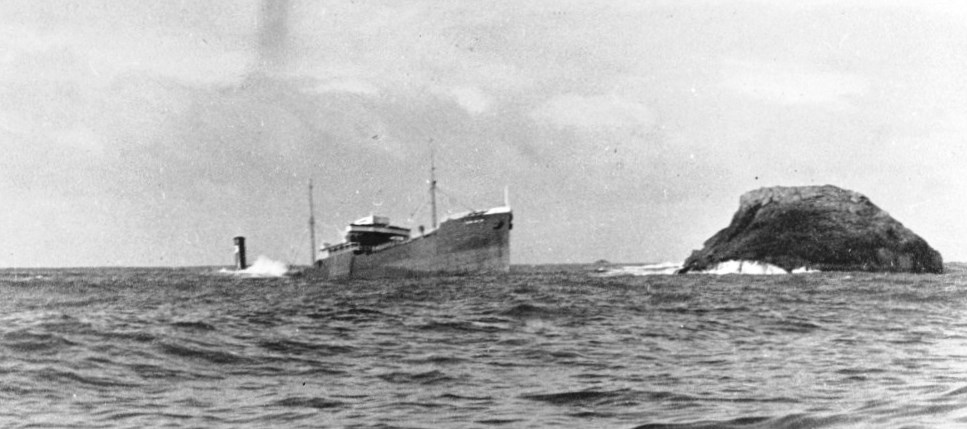 Oil tanker SS Emidio grounded on Steamboat Rock, Crescent City, California, United States, 1942. Emidio was shelled and torpedoed by Japanese submarine I-17 off Cape Mendocino on 20 Dec 1941 and drifted to this position.