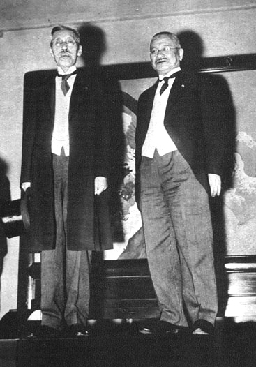 Former Prime Minister Kiichiro Hiranuma with new Prime Minister Nobuyuki Abe at the Prime Minister's Official Residence, Tokyo, Japan, 31 Aug 1939