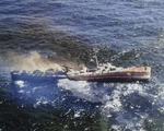 Destroyer Escort USS Fiske broken in two and sinking in the North Atlantic after being torpedoed by German submarine U-804, 2 Aug 1944.