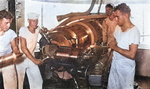 Crewmen with No. 4 5-inch gun aboard USS New Mexico, 1919