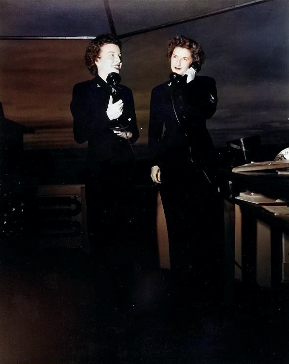 WAVES Specialist (Y) 2nd Class Janna Hoffman and Specialist (Y) Helen Lu Dooley handling control tower duties at Naval Air Station, Moffett Field, California, United States, circa 1944-1945 [Colorized by WW2DB]