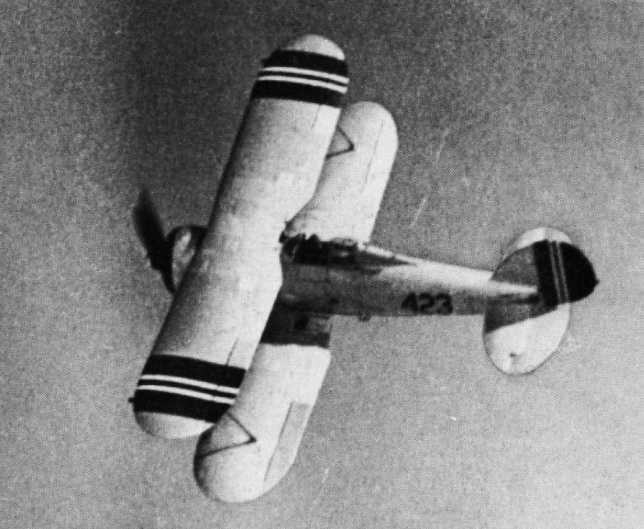 Gladiator aircraft of the Norwegian Army Air Service in flight, between 15 Jul 1938 (date of delivery) and 9 Apr 1940 (date of no. 423's destruction)