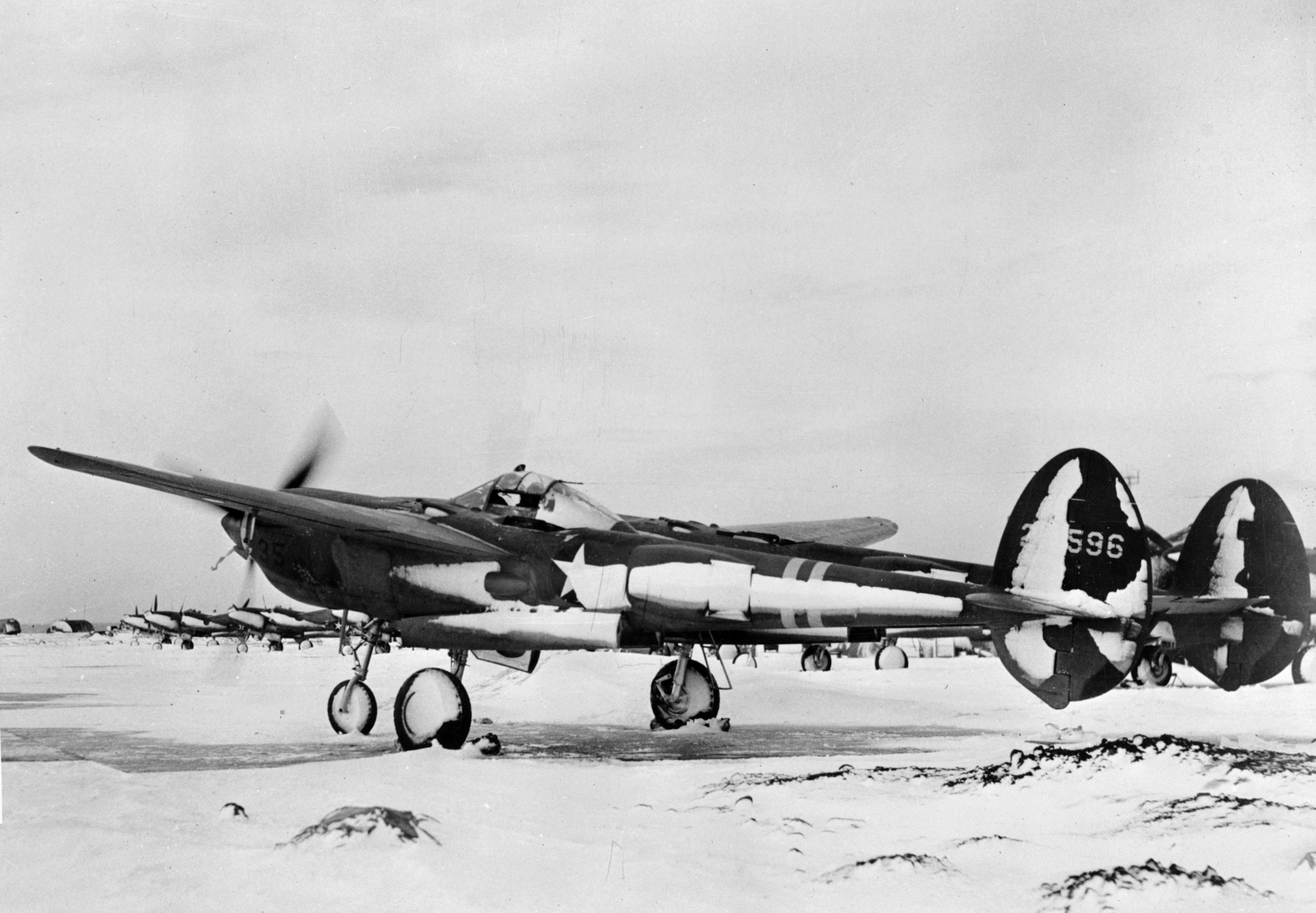 P-38F Lightning aircraft of 50th Fighter Squadron, USAAF 14th Fighter Group at Camp Tripoli airfield, Iceland, Nov 1942