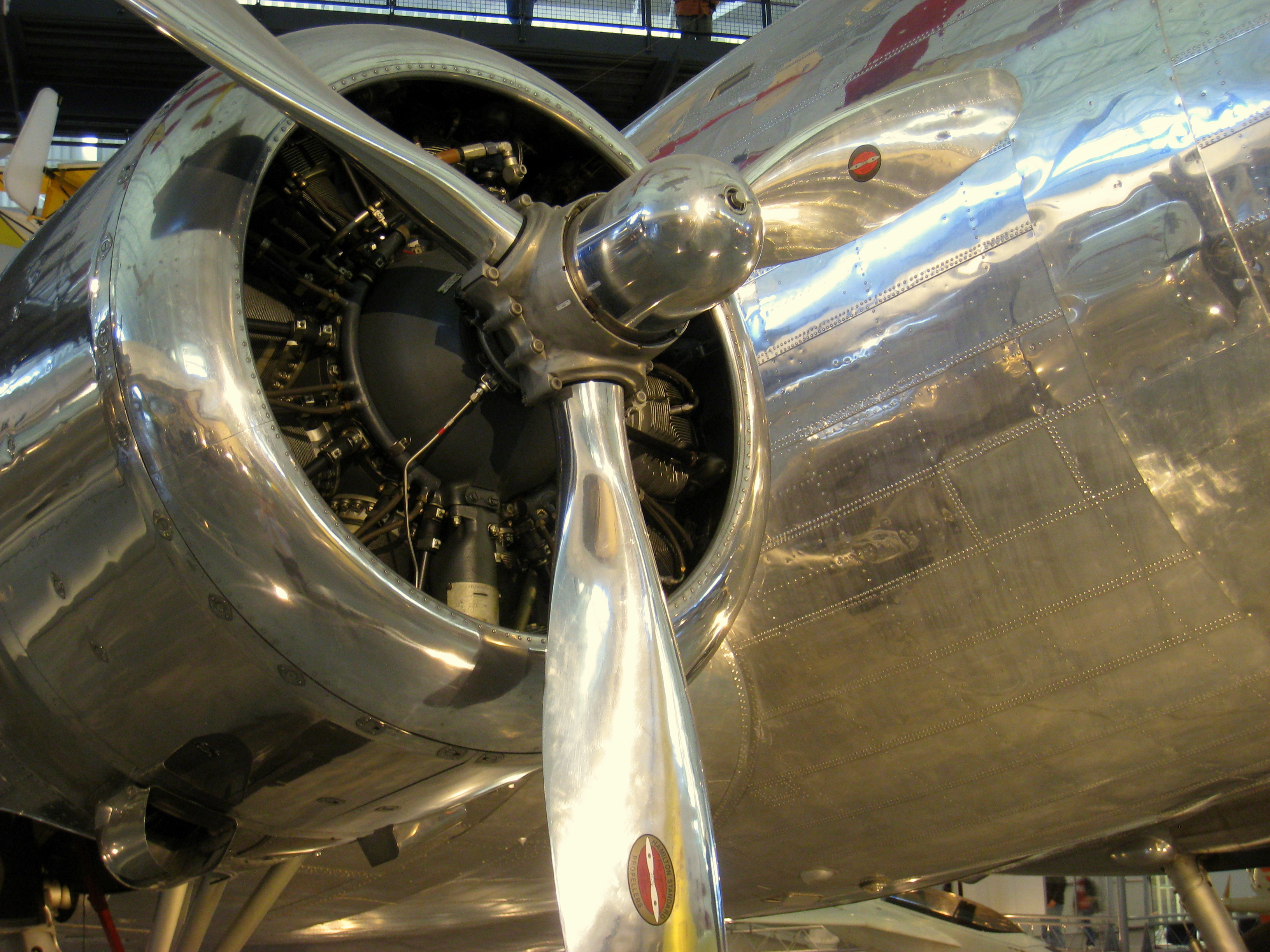 Close-up view of the inner starboard engine of a Boeing 307 Stratoliner aircraft on display at the Steven F. Udvar-Hazy Center, Chantilly, Virginia, United States, 6 Apr 2009