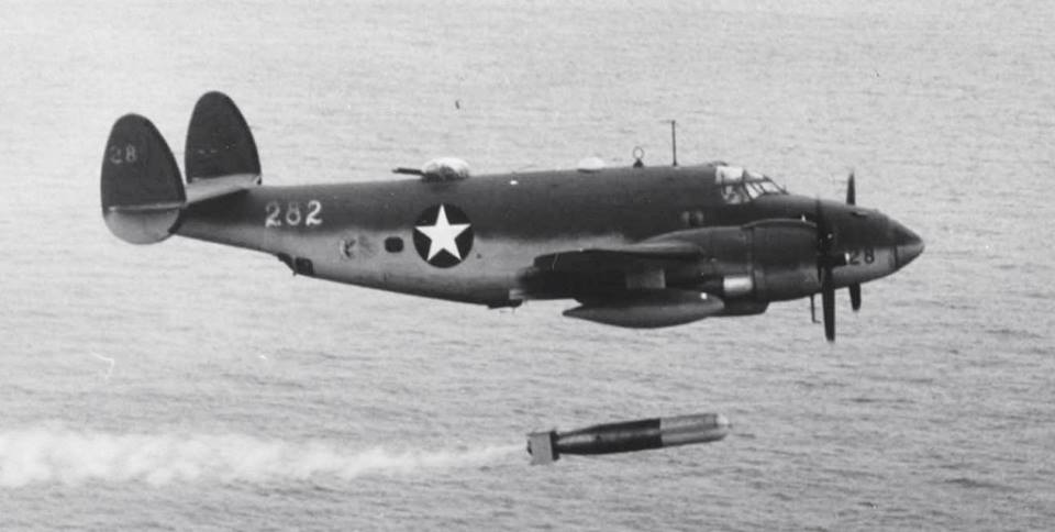 US Navy PV-1 Ventura aircraft dropping a Mk XIII torpedo over Saratoga Passage, Washington, United States, 4 Jun 1943. Note the torpedo's wooden tail shroud.
