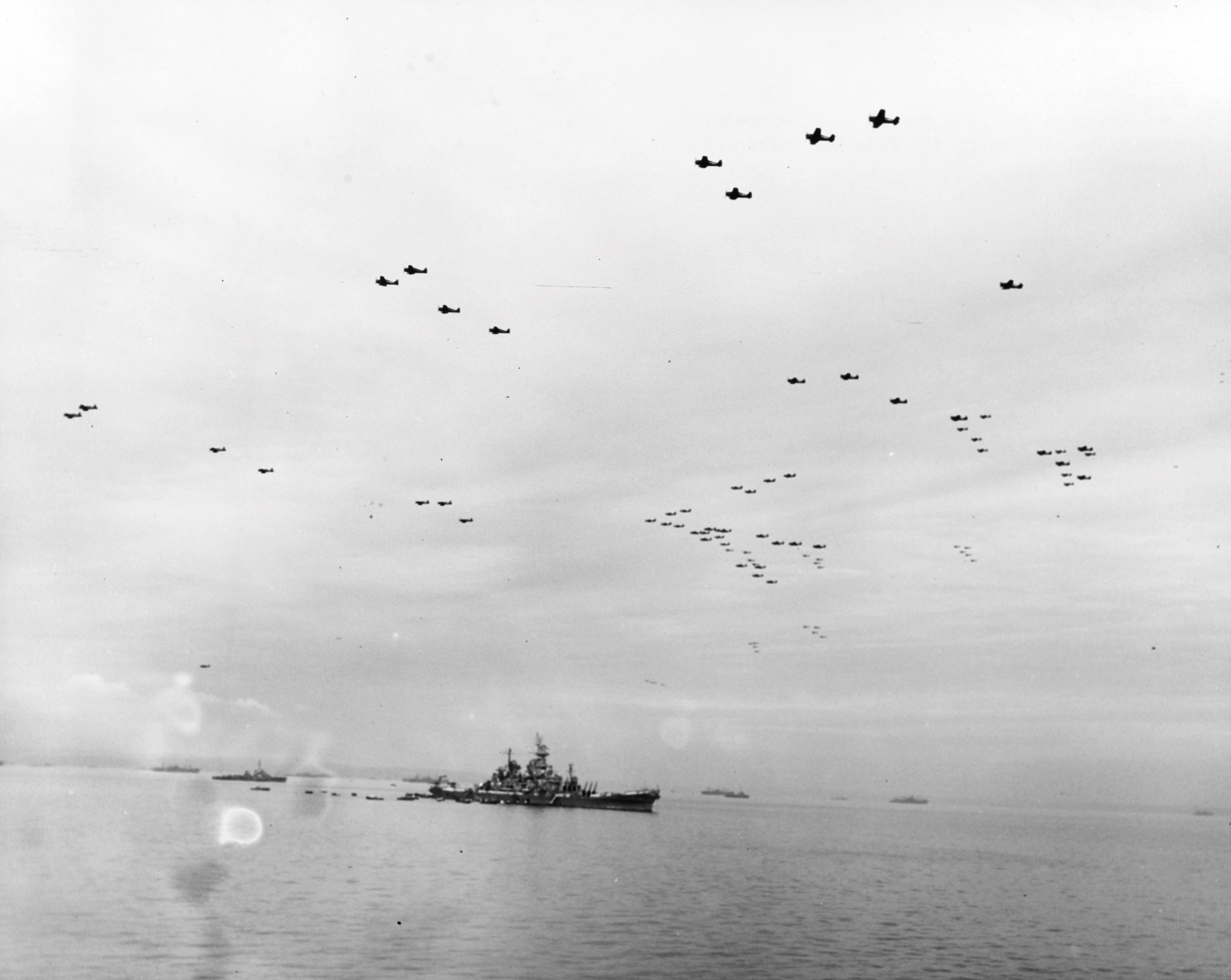 American aircraft fly over USS Missouri after the surrender, photo 3 of 3
