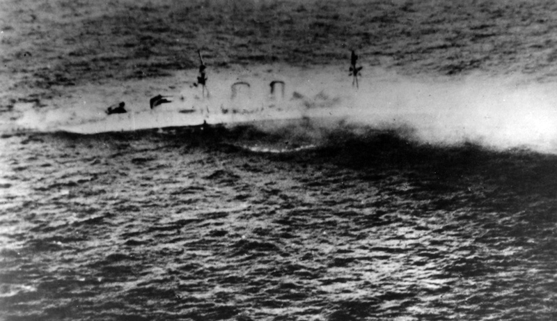 HMS Exeter sinking south of Borneo, Dutch East Indies, 1 Mar 1942, photo 2 of 2
