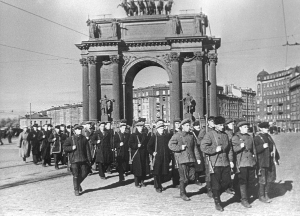 A volunteer unit made up of Kirov Factory workers marching in Leningrad, Russia, 1 Nov 1942