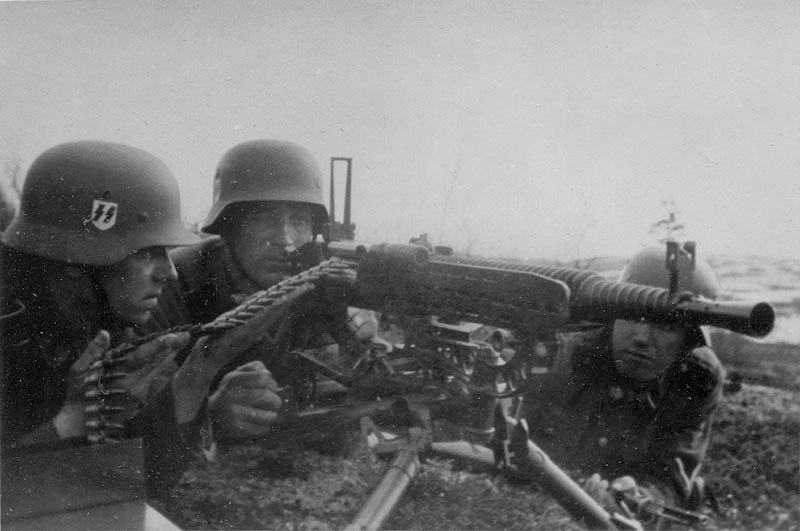 German SS soldiers training with a 7.92mm MG37(t) machine gun, date unknown