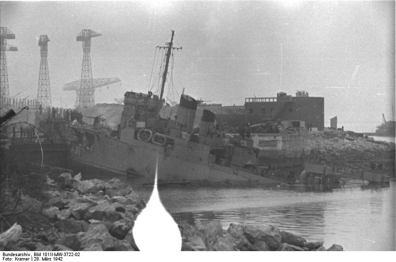 HMS Cambeltown wedged in the dock gates of Saint-Nazaire, France, 28 Mar 1942, photo 03 of 10