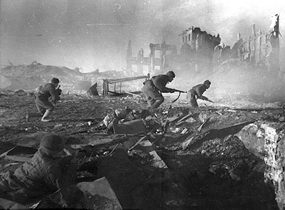 Soviet troops in Stalingrad, Russia, Feb 1943, photo 1 of 2