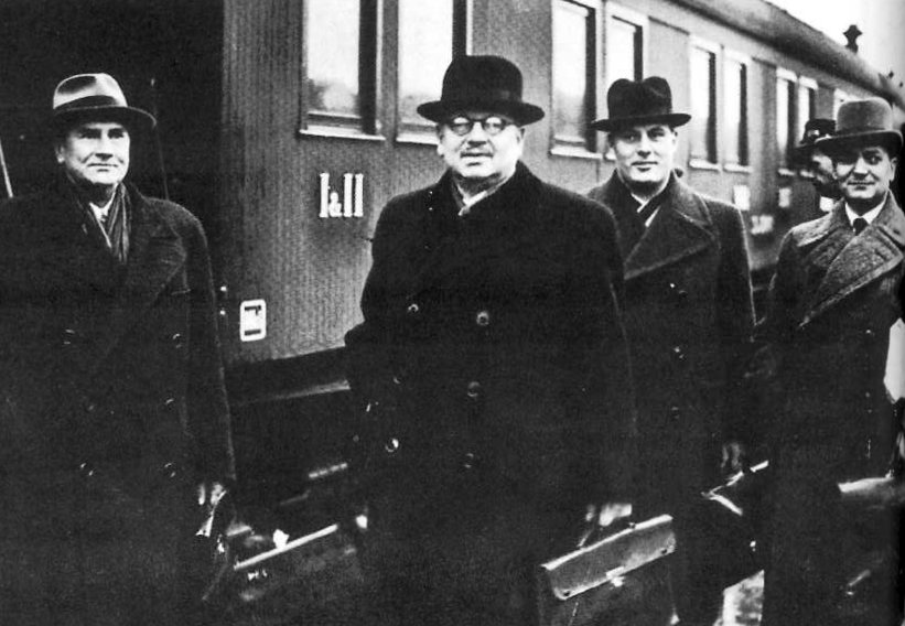 Finnish diplomats Aarno Yrjö-Koskinen, Juho Kusti Paasikivi, Johan Nykopp, and Aladár Paasonen arriving in Moscow, Russia for negotiations, 16 Oct 1939