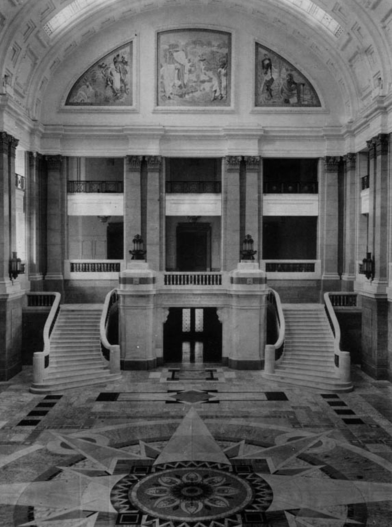 Interior of General Government Building, Keijo (now Seoul), Korea, 1926, photo 1 of 2