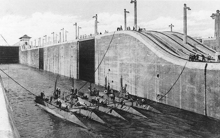 US submarines C-1, C-2, C-3, C-4, and C-5 in the Gatun Locks of Panama Canal, circa 1914