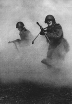 Soviet infantrymen, 1943