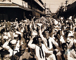 Victory celebration, Waikiki, Oahu, US Territory of Hawaii, 15 Aug 1945, photo 4 of 4