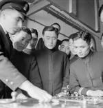 Chinese junior officers receiving instructions at the Chatham Gunnery School, England, United Kingdom, Aug 1945, photo 14 of 16