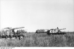 A group of SdKfz 165 self-propelled guns in the Soviet Union, Jun-Jul 1943
