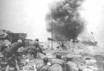 Japanese soldiers assaulting the city of Changde, Nov 1943