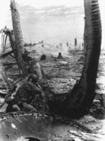 US Marine fighting on Tarawa, Gilbert Islands, Nov 1943