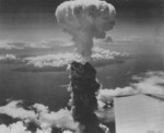 Mushroom cloud over Nagasaki, Japan, 9 Aug 1945, photo 8 of 9
