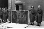 German troops seizing Italian artwork at Piazza Venezia, Rome, Italy, 4 Jan 1944, photo 2 of 3