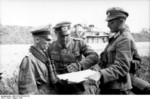 Hasso von Manteuffel with officers, Soviet Union, Aug 1944